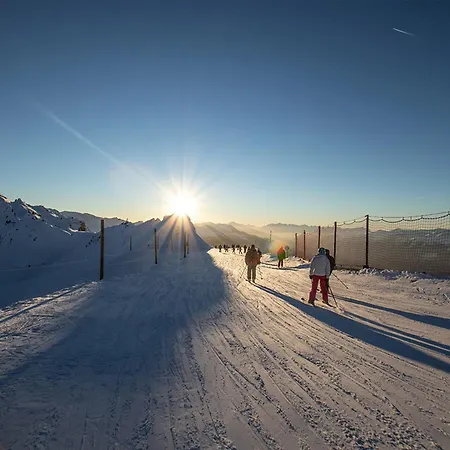 5 Personnes Proche Pistes A Arc 1800, Village De Charmettoger - Fr-1-411-209